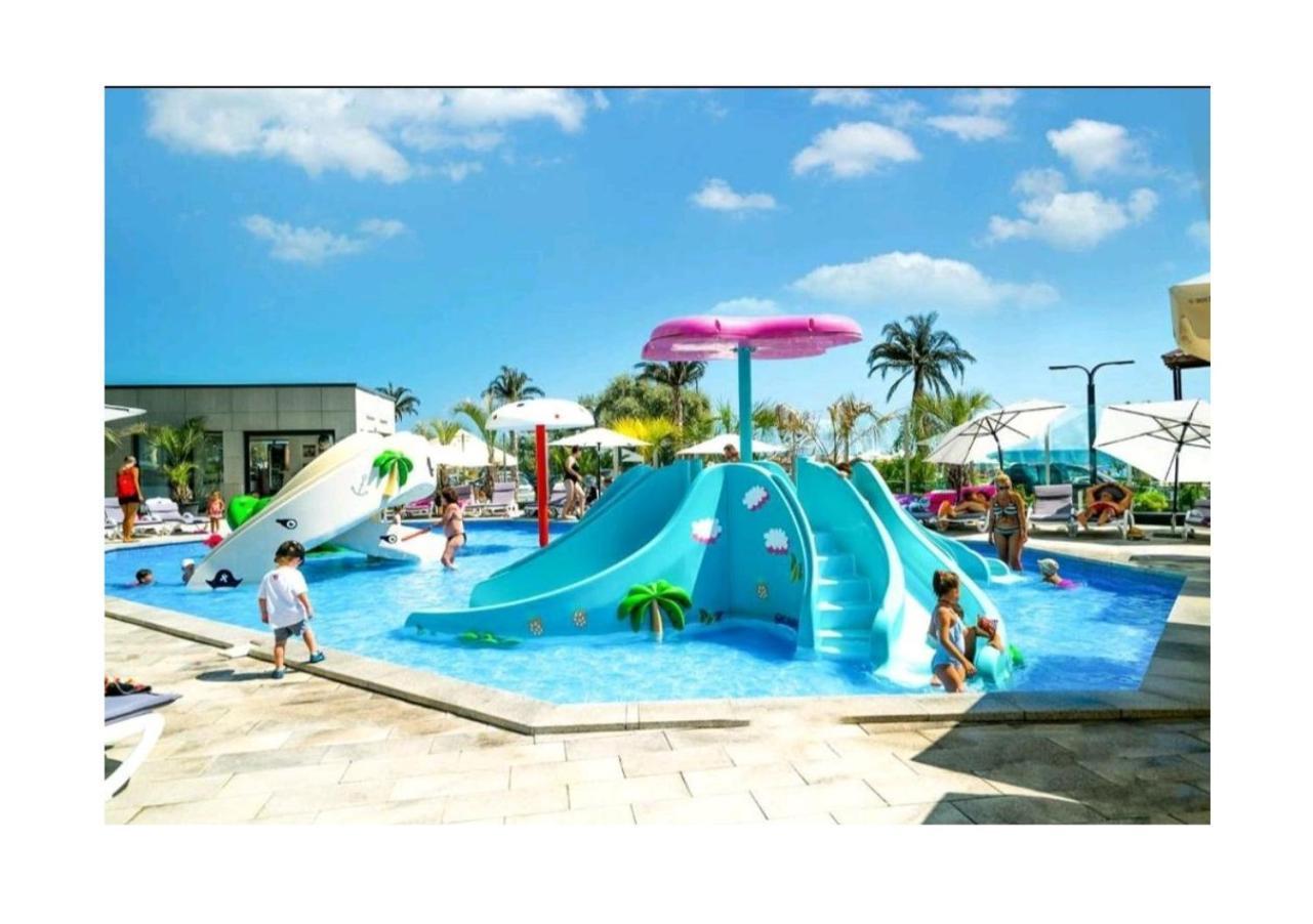 Eka Studio - Pool & Spa Beach Resort Năvodari Εξωτερικό φωτογραφία