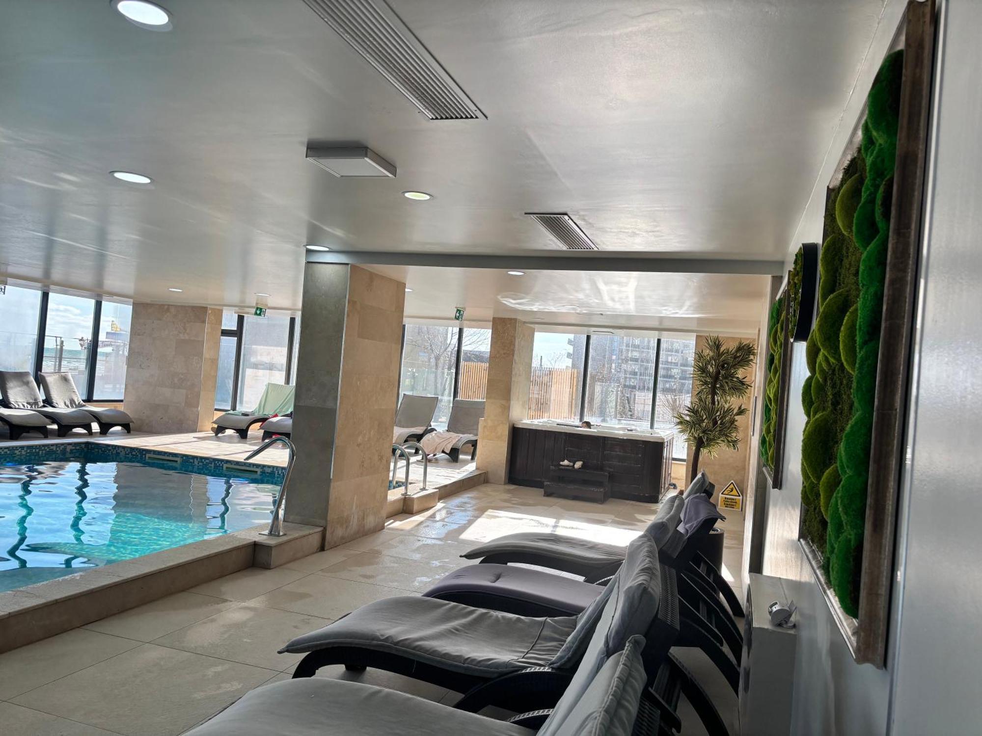 Eka Studio - Pool & Spa Beach Resort Năvodari Εξωτερικό φωτογραφία
